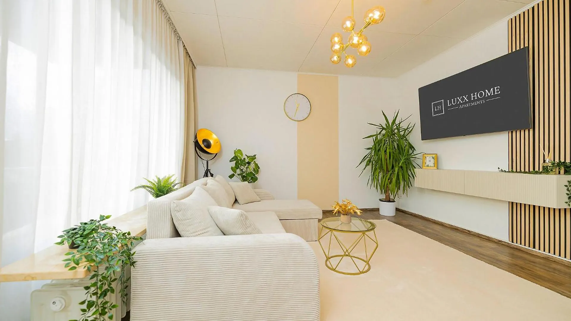 Luxx Home Mm, Airport- Fuer 7 Personen-Parken-Kueche Trunkelsberg